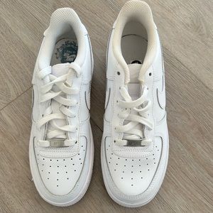 NEW- Nike AF1